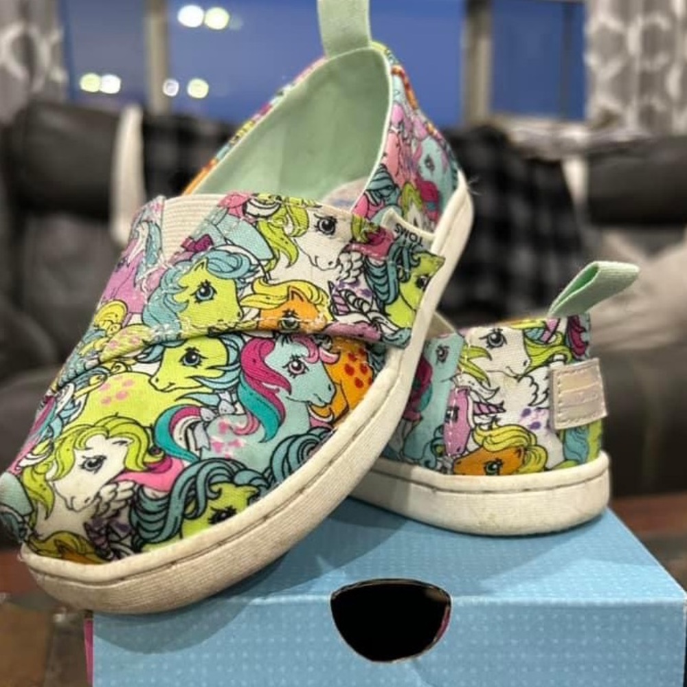 Tiny TOMS my little pony
